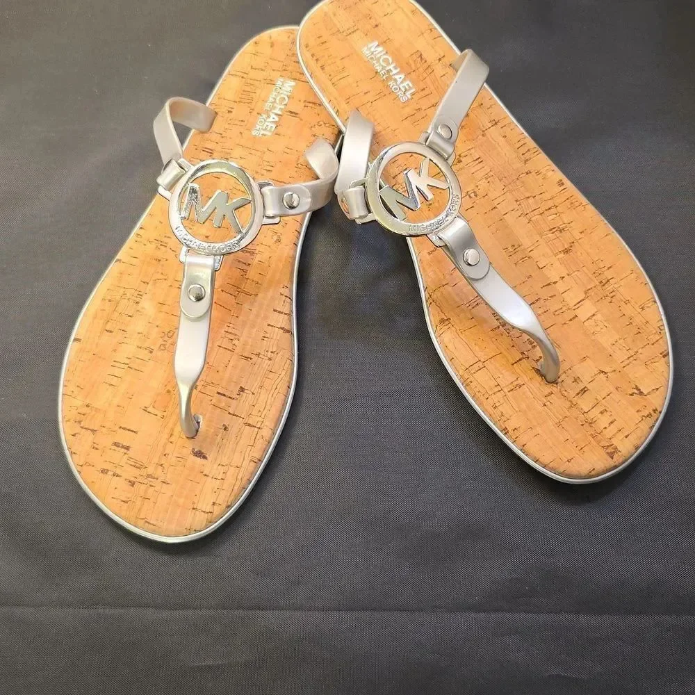 BRAND NEW MICHAEL KORS MK CHARM JELLY FLIP FLOP CORK BOTTOM SANDAL